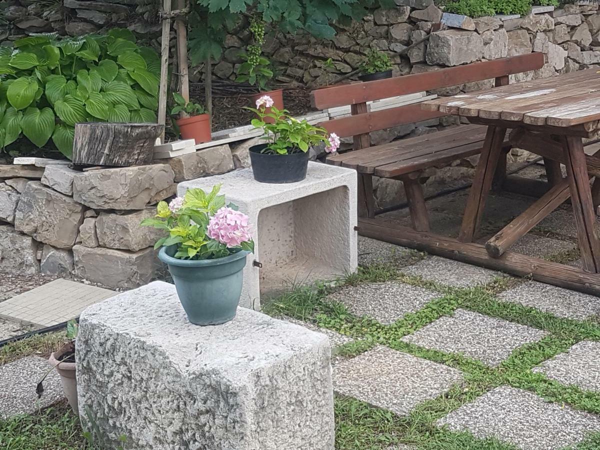 Apartman Vrisika Ll Makarska Exterior foto